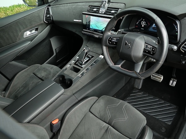 Used DS Automobiles DS 7 Crossback 2022 for sale - 76253207: Photo 3
