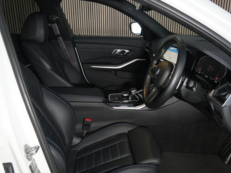 Used BMW 3 Series 2021 for sale - 77840696: Photo 32