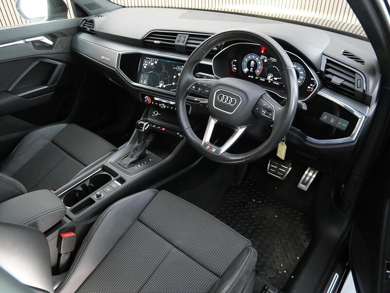 Used Audi Q3 2021 for sale - 77880676: Photo 4