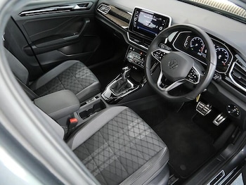 Used Volkswagen T-Roc 2023 for sale - 78968036: Photo