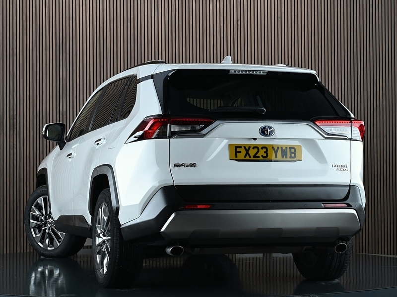 Used Toyota RAV4 2023 for sale - 77342312: Photo 2