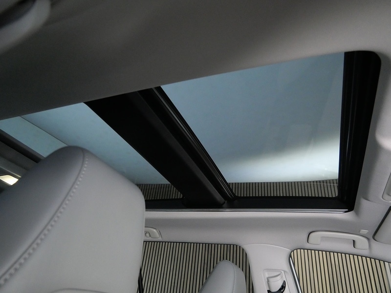 Used Toyota RAV4 2023 for sale - 77342312: Photo 35