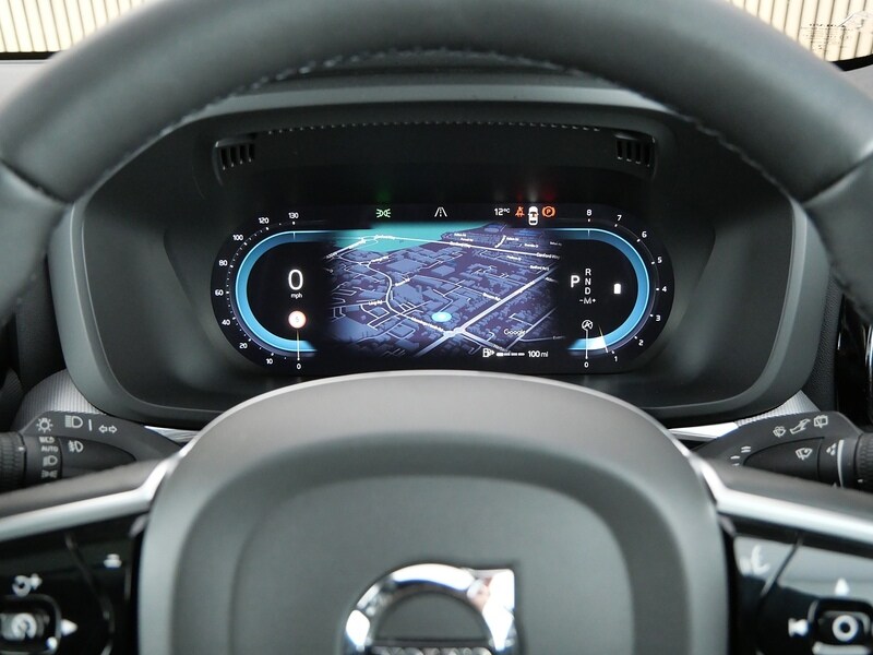 Used Volvo XC60 2022 for sale - 77840722: Photo 25