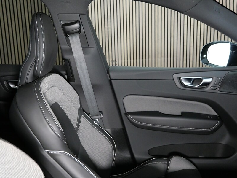 Used Volvo XC60 2022 for sale - 77840722: Photo 31