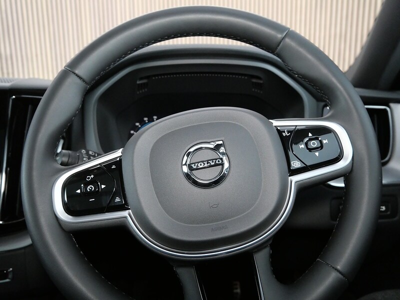 Used Volvo XC60 2022 for sale - 77840722: Photo 38