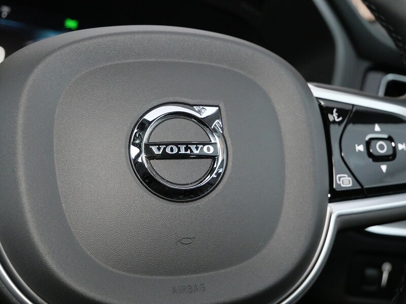 Used Volvo XC60 2022 for sale - 77840722: Photo 39