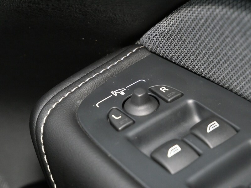 Used Volvo XC60 2022 for sale - 77840722: Photo 44