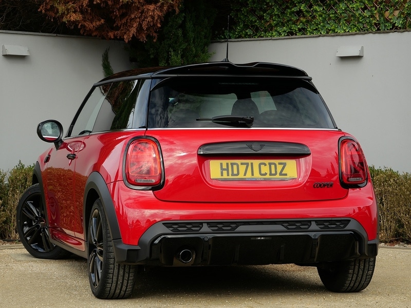 Used MINI Hatch 2021 for sale - 76133044: Photo 2