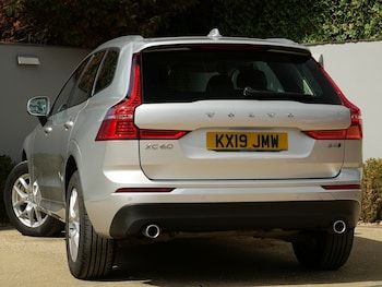 Used Volvo XC60 2019 for sale - 75654858: Photo