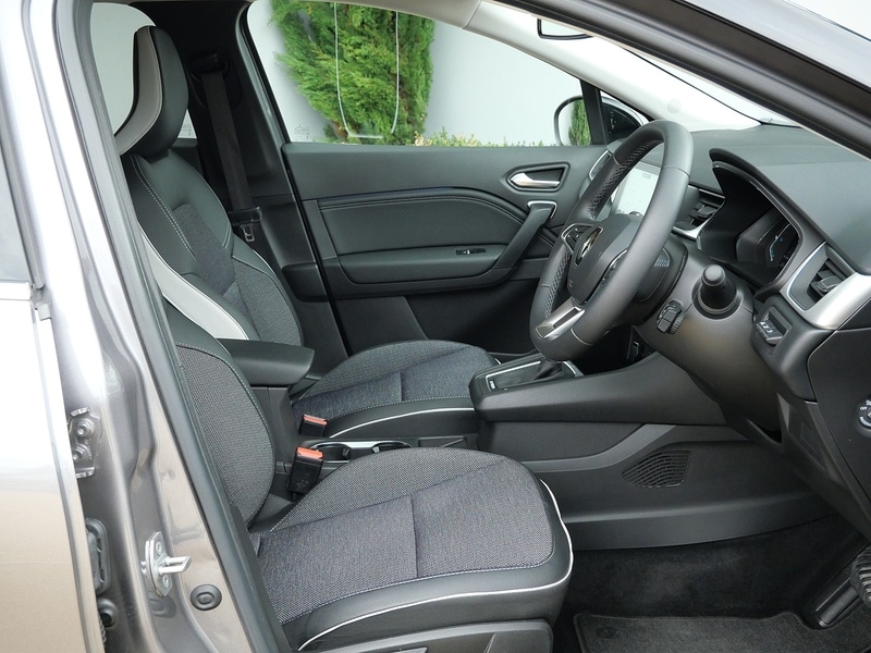 Used Renault Captur 2023 for sale - 76299816: Photo 20