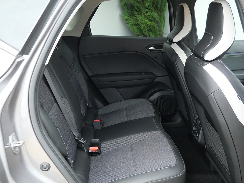 Used Renault Captur 2023 for sale - 76299816: Photo 22