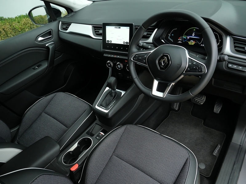 Used Renault Captur 2023 for sale - 76299816: Photo 3