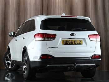 Used Kia Sorento 2016 for sale - 79370140: Photo