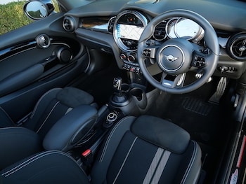 Used MINI Convertible 2021 for sale - 76896566: Photo