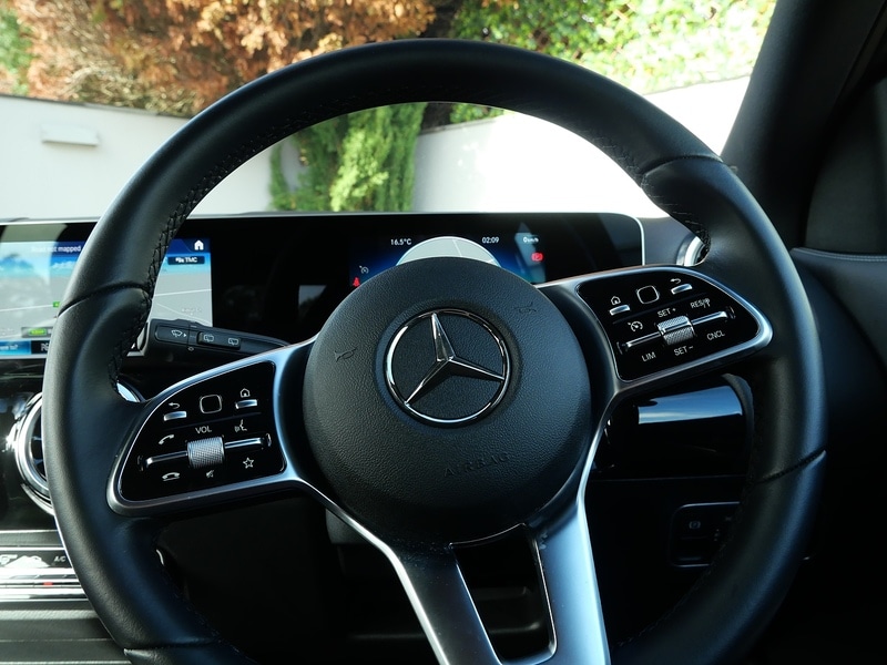 Used Mercedes-Benz GLA 2020 for sale - 76320141: Photo 25