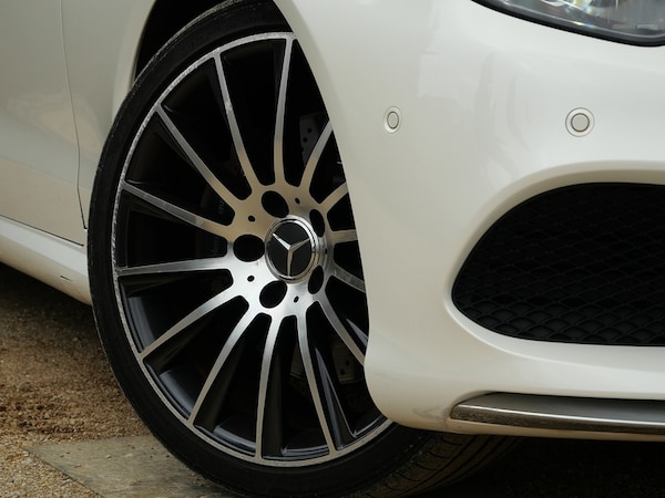 Used Mercedes-Benz E Class 2015 for sale - 76267485: Photo 11