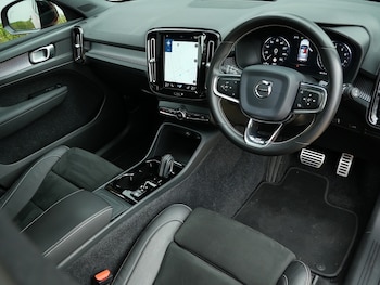 Used Volvo XC40 2020 for sale - 75999101: Photo 3