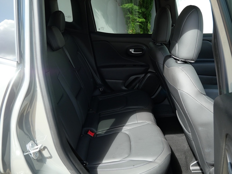 Used Jeep Renegade 2023 for sale - 76411900: Photo 16