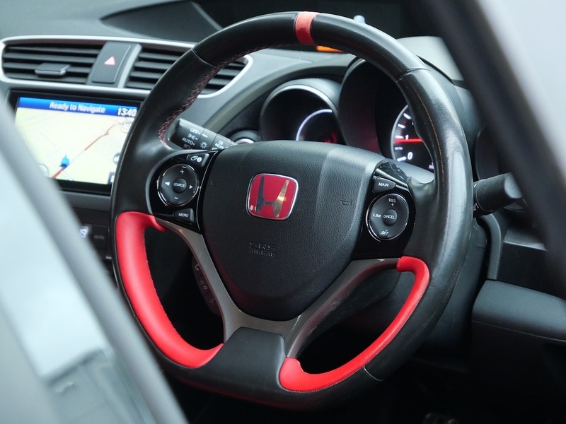 Used Honda Civic 2016 for sale - 76510402: Photo 12