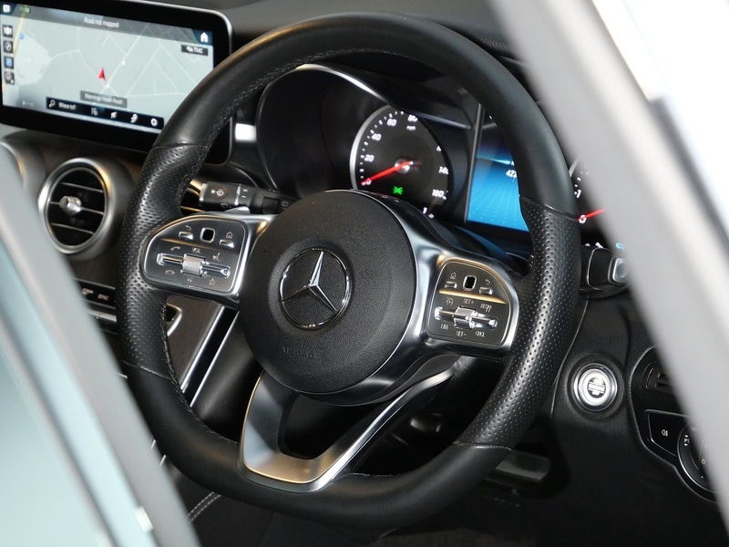 Used Mercedes-Benz GLC 2020 for sale - 77889180: Photo 24