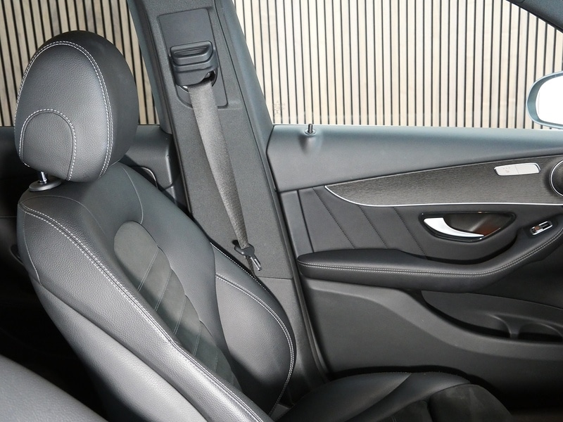 Used Mercedes-Benz GLC 2020 for sale - 77889180: Photo 29