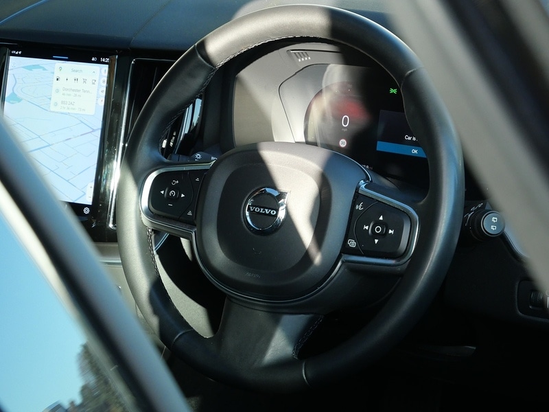 Used Volvo XC60 2021 for sale - 76396601: Photo 12