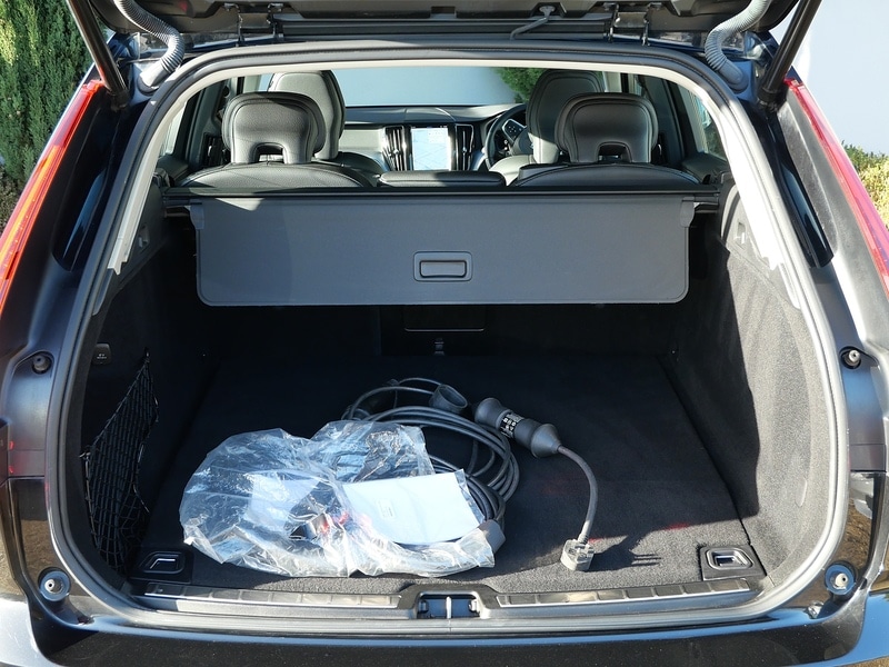 Used Volvo XC60 2021 for sale - 76396601: Photo 34