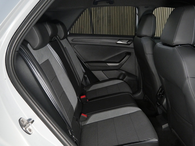 Used Volkswagen T-Roc 2021 for sale - 77356901: Photo 35