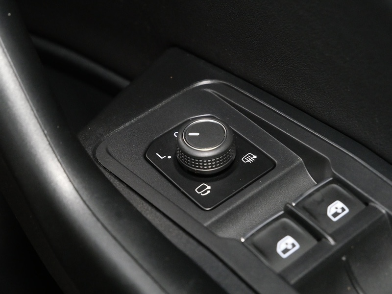 Used Volkswagen T-Roc 2021 for sale - 77356901: Photo 42