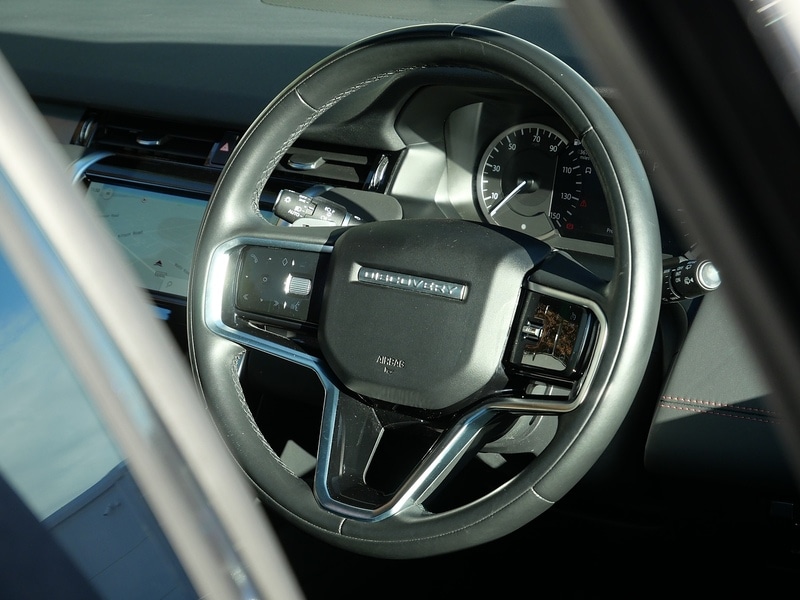 Used Land Rover Discovery Sport 2022 for sale - 76638654: Photo 12