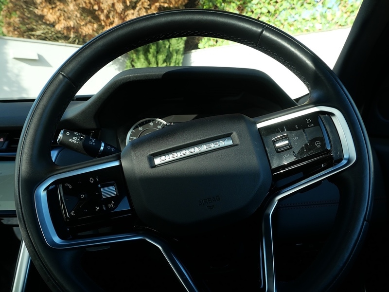 Used Land Rover Discovery Sport 2022 for sale - 76638654: Photo 27