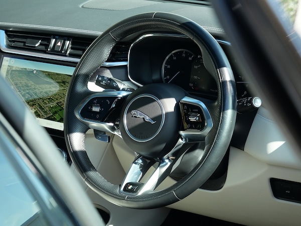 Used Jaguar F-Pace 2022 for sale - 76057163: Photo 12