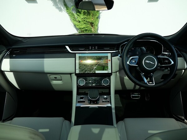 Used Jaguar F-Pace 2022 for sale - 76057163: Photo 22