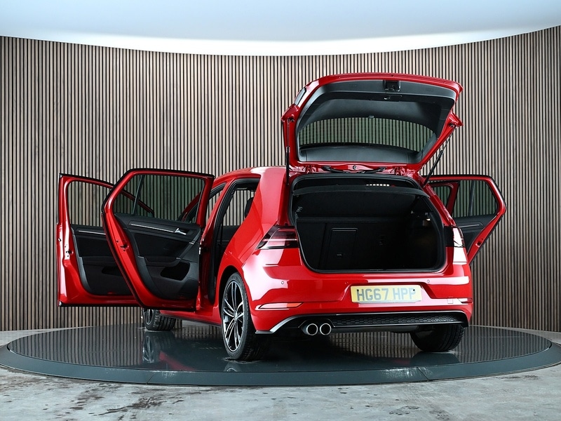 Used Volkswagen Golf 2017 for sale - 77452667: Photo 17