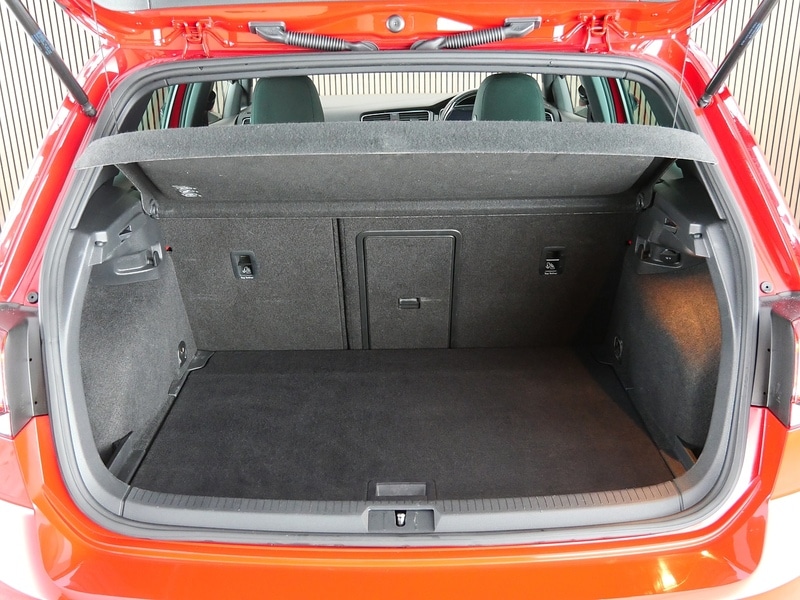 Used Volkswagen Golf 2017 for sale - 77452667: Photo 49