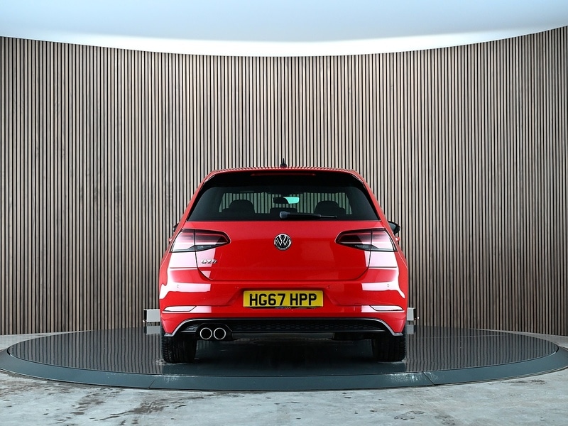 Used Volkswagen Golf 2017 for sale - 77452667: Photo 9