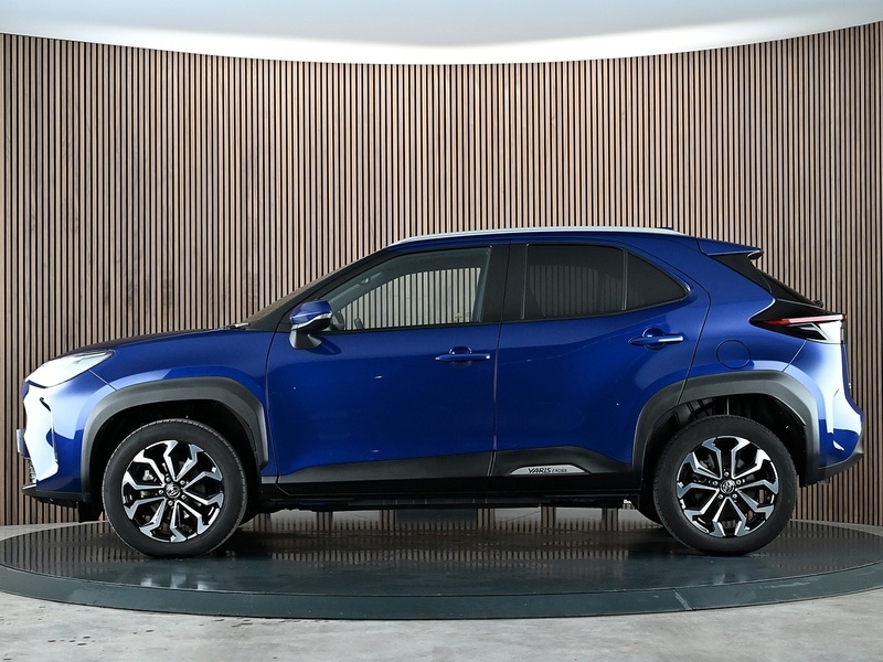 Used Toyota Yaris Cross 2022 for sale - 77836609: Photo 12