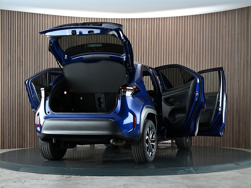 Used Toyota Yaris Cross 2022 for sale - 77836609: Photo 19