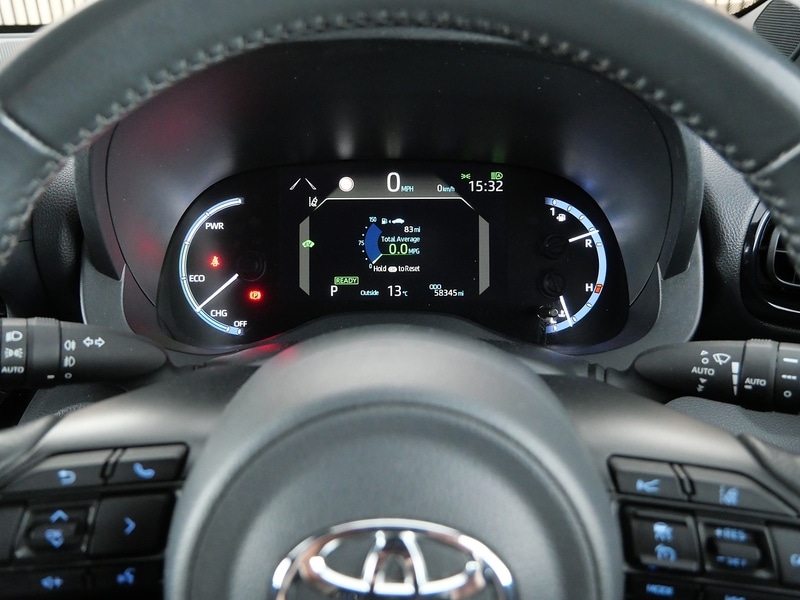 Used Toyota Yaris Cross 2022 for sale - 77836609: Photo 25