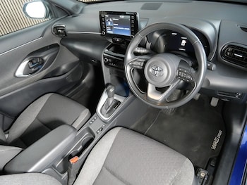 Used Toyota Yaris Cross 2022 for sale - 77836609: Photo