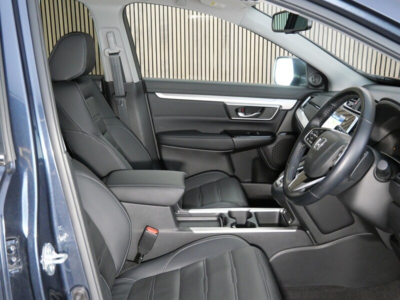 Used Honda CR-V 2021 for sale - 77920929: Photo 32