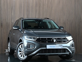 Used Volkswagen T-Roc 2025 for sale - 78583767: Photo