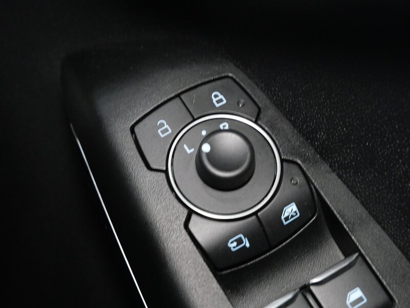 Used Ford Fiesta for sale - 77409095: Photo 40