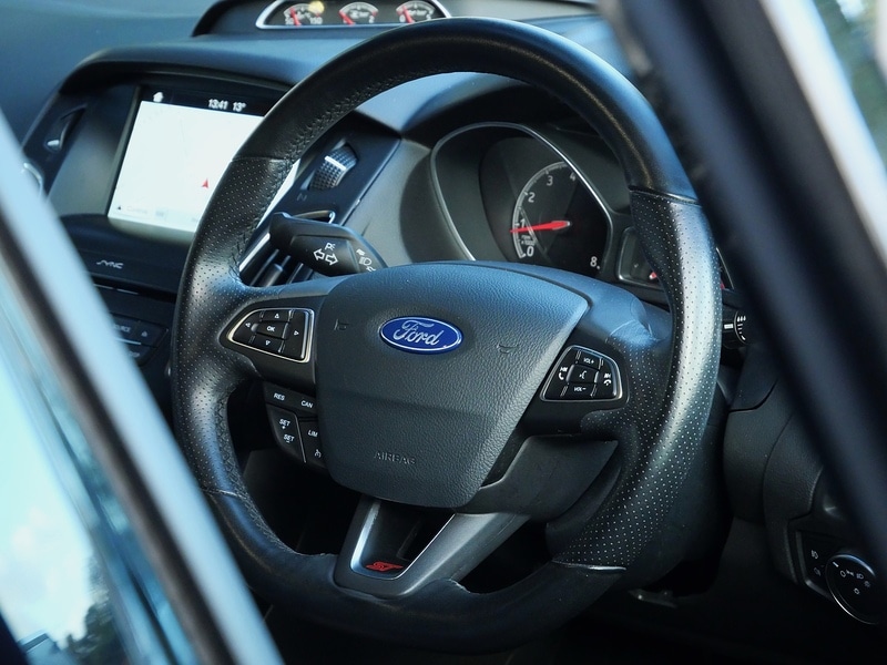 Used Ford Focus 2018 for sale - 76392272: Photo 12