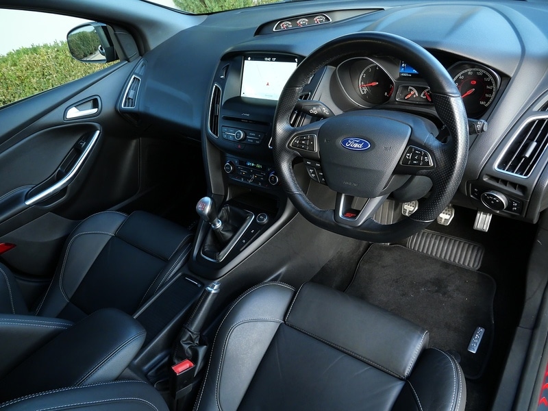 Used Ford Focus 2018 for sale - 76392272: Photo 3