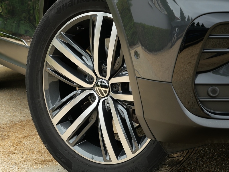 Used Volkswagen Tiguan 2023 for sale - 77213104: Photo 11