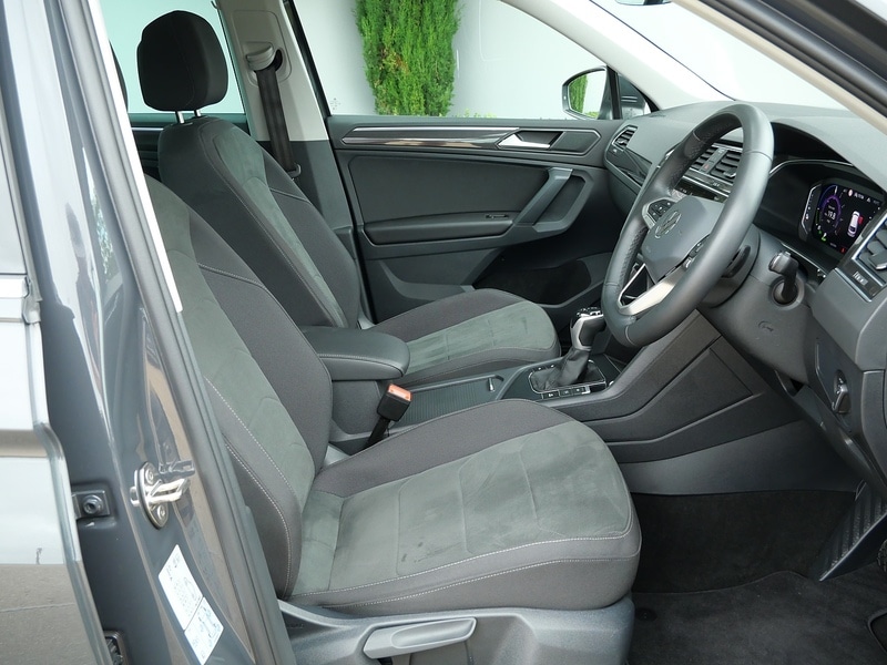 Used Volkswagen Tiguan 2023 for sale - 77213104: Photo 20