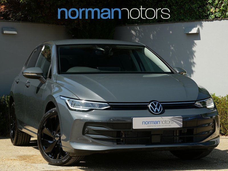 Used Volkswagen Golf 2024 for sale - 76934941: Photo 1