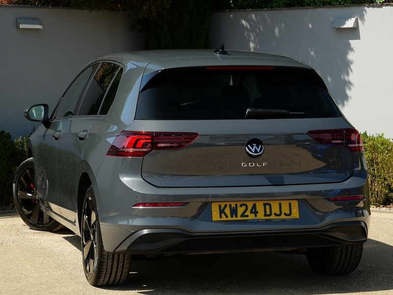 Used Volkswagen Golf 2024 for sale - 76934941: Photo 9