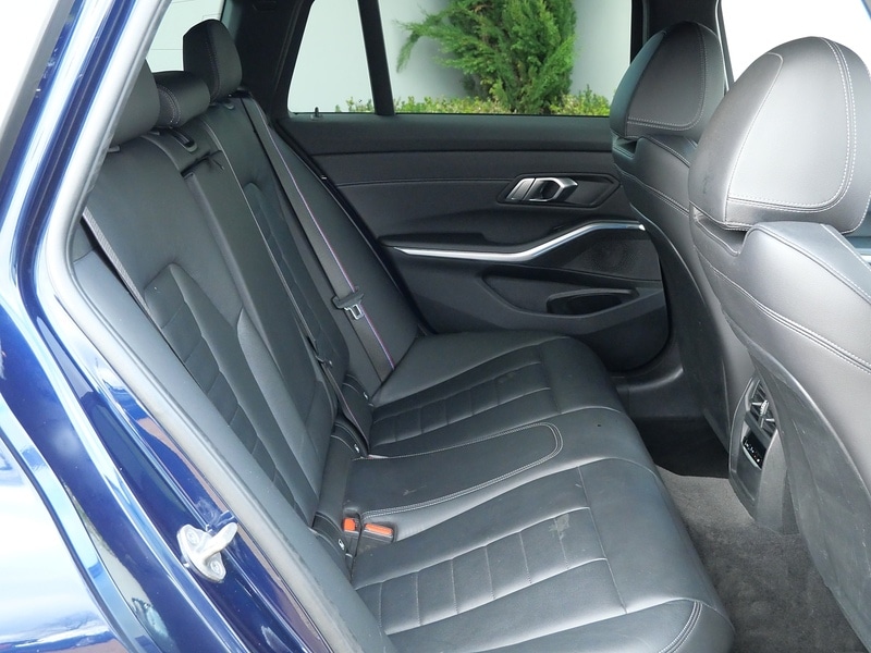 Used BMW 3 Series 2021 for sale - 76910736: Photo 22